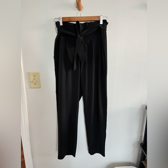 Athleta Skyline Pants II Paperbag High Waist 8 Black Athleisure Travel - Picture 4 of 9